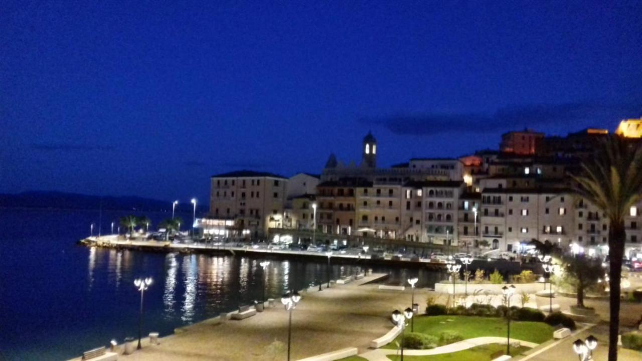 Ampio Monolocale Con Balcone Fronte Mare Βίλα Porto Santo Stefano  Εξωτερικό φωτογραφία